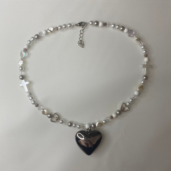 “Heart to heart” necklace